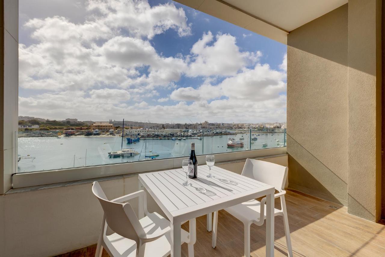 Luxe Apartment With Valletta And Harbour Views Слима Экстерьер фото