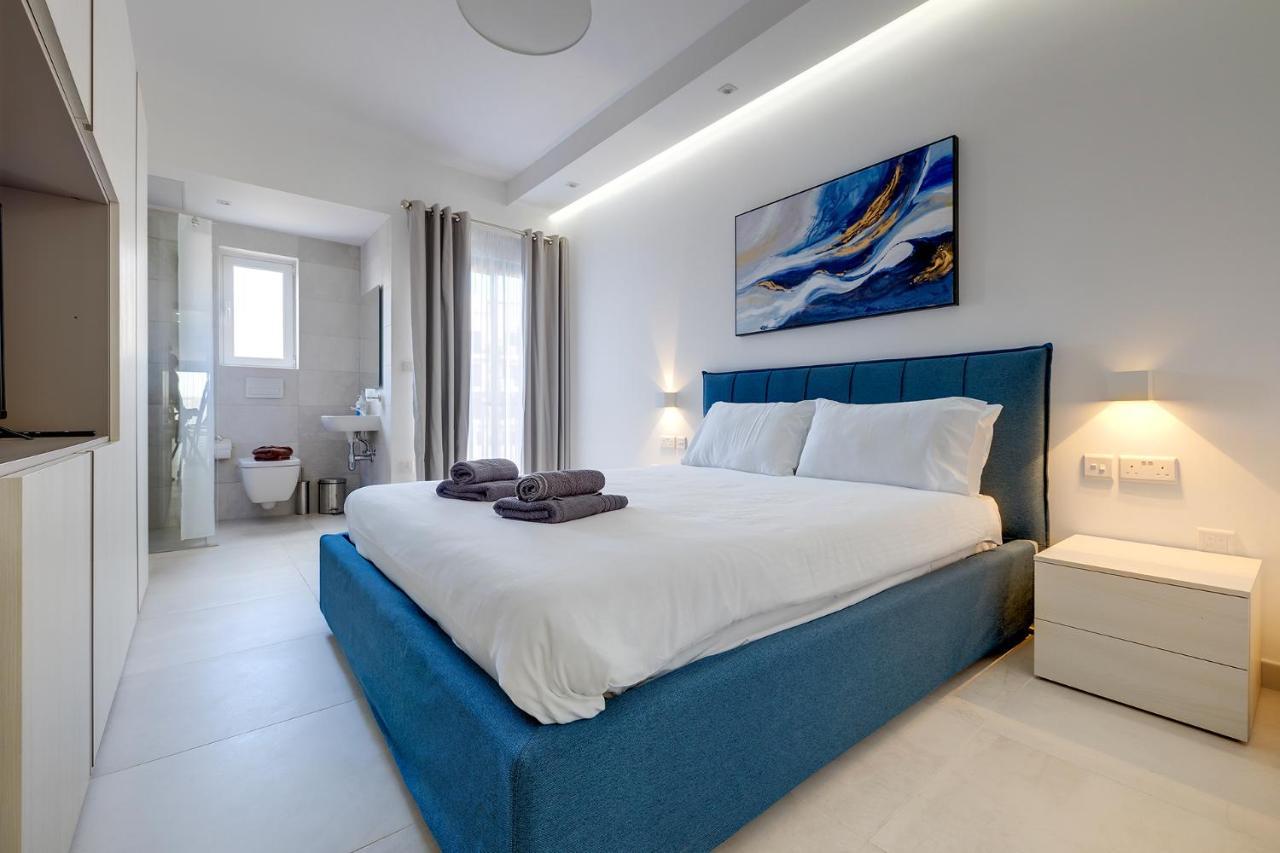 Luxe Apartment With Valletta And Harbour Views Слима Экстерьер фото