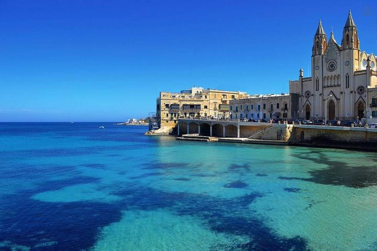 Luxe Apartment With Valletta And Harbour Views Слима Экстерьер фото