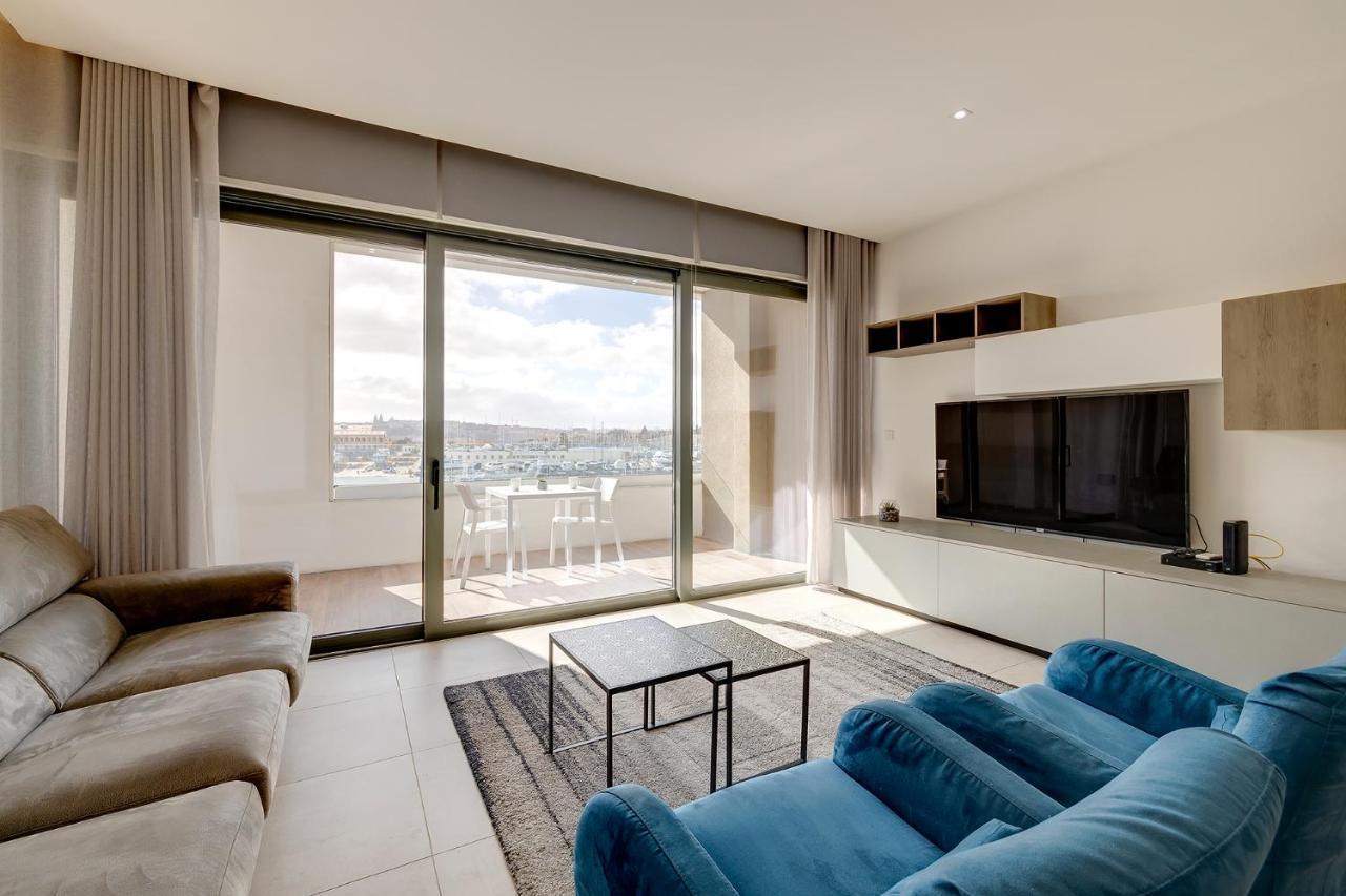 Luxe Apartment With Valletta And Harbour Views Слима Экстерьер фото